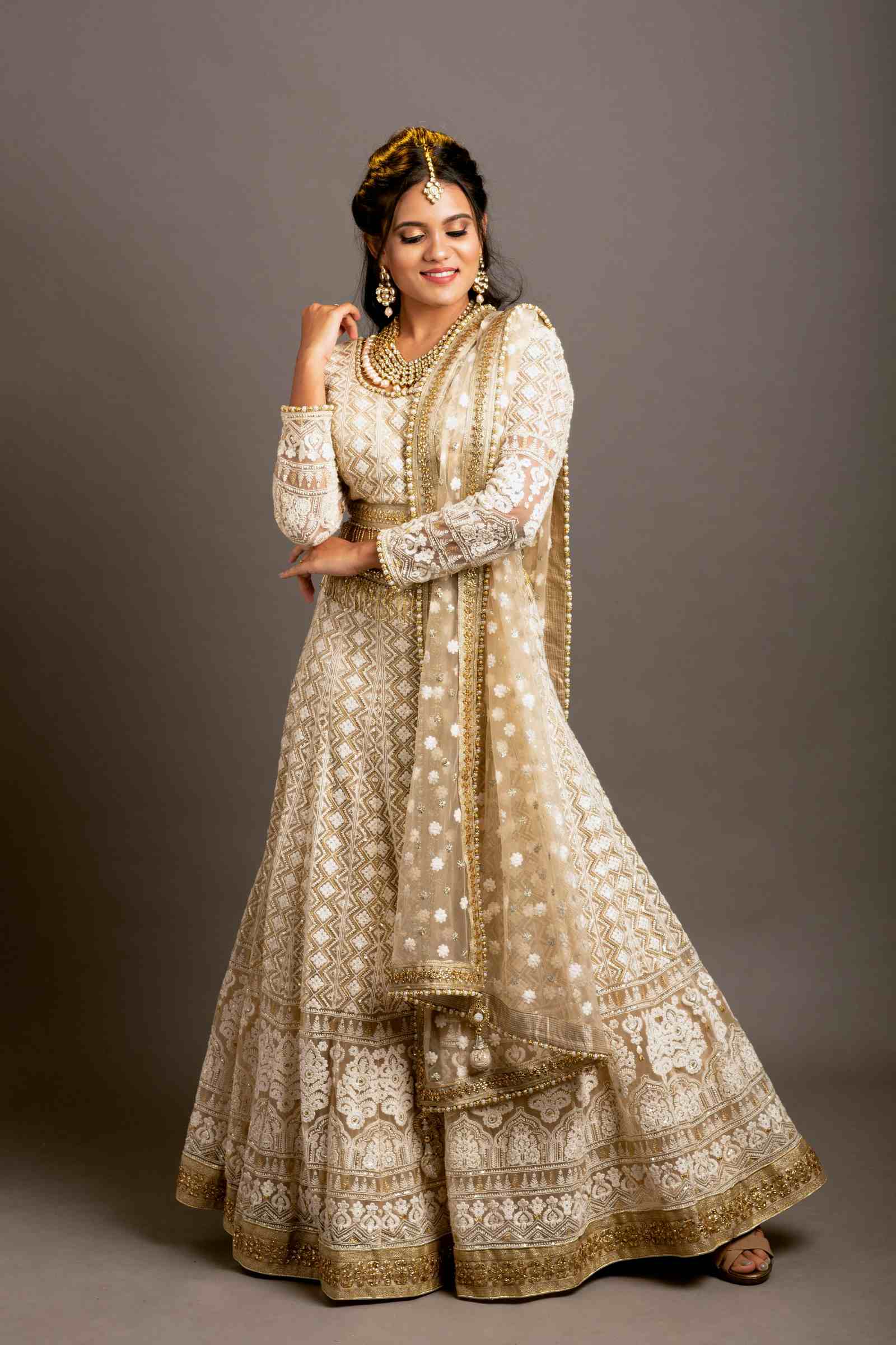 Aarvi Statement Style